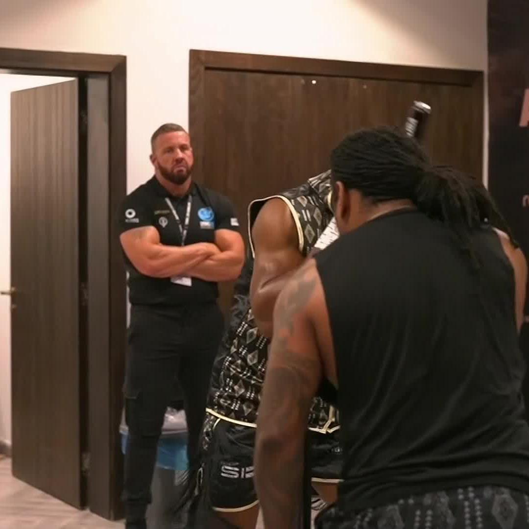 It's almost time as @Francis_Ngannou putting in the final touches ⌛ Watch #FuryNgannou NEXT LIVE on DAZN PPV excluding the US, Canada, UK and Ireland 🥊