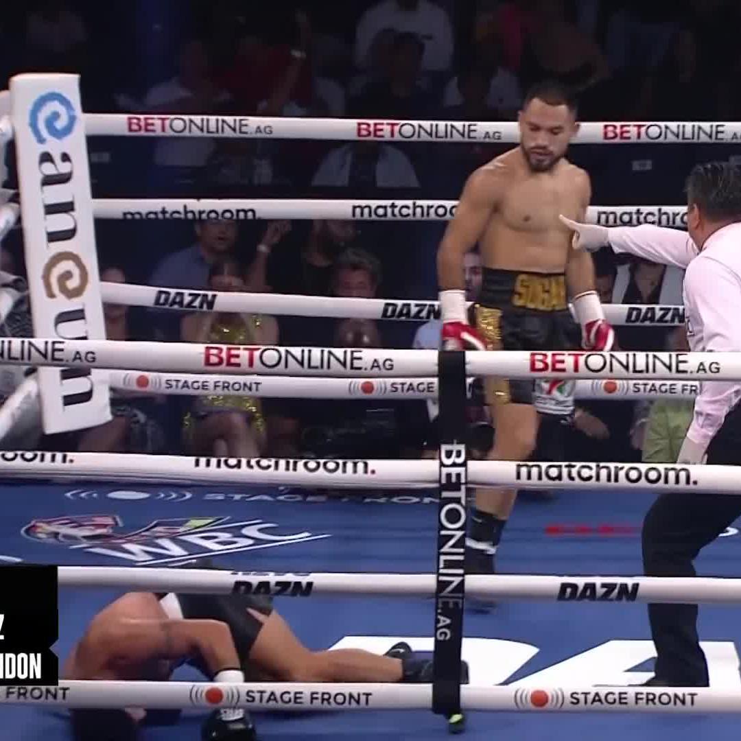 SWEET LIKE SUGAR 💥 A massive right hand lands Eduardo Nuñez the second round KO 👊 #FosterHernandez