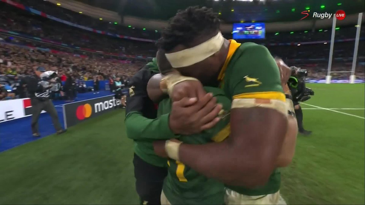 👉 Faf’s delayed feed 👉 The power of the front row Here’s the moment the Springboks clinched #RWC2023 with isiXhosa commentary 🎙 #NZLvRSA