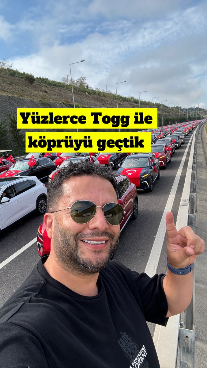 Cumhuriyetimizin 100. yılında muhteşem bir etkinliğe katıldım. İlk kez bu kadar kalabalık bir toplulukla ve ülkemizin otomobili Togg ile Yavuz Sultan Selim Köprüsü'nü geçtik. 100. Yıl Togg Konvoyu'nun kısa videosunu paylaşıyorum. Muhteşem bir atmosfer değil mi? Yaşasın Türkiye!🇹🇷