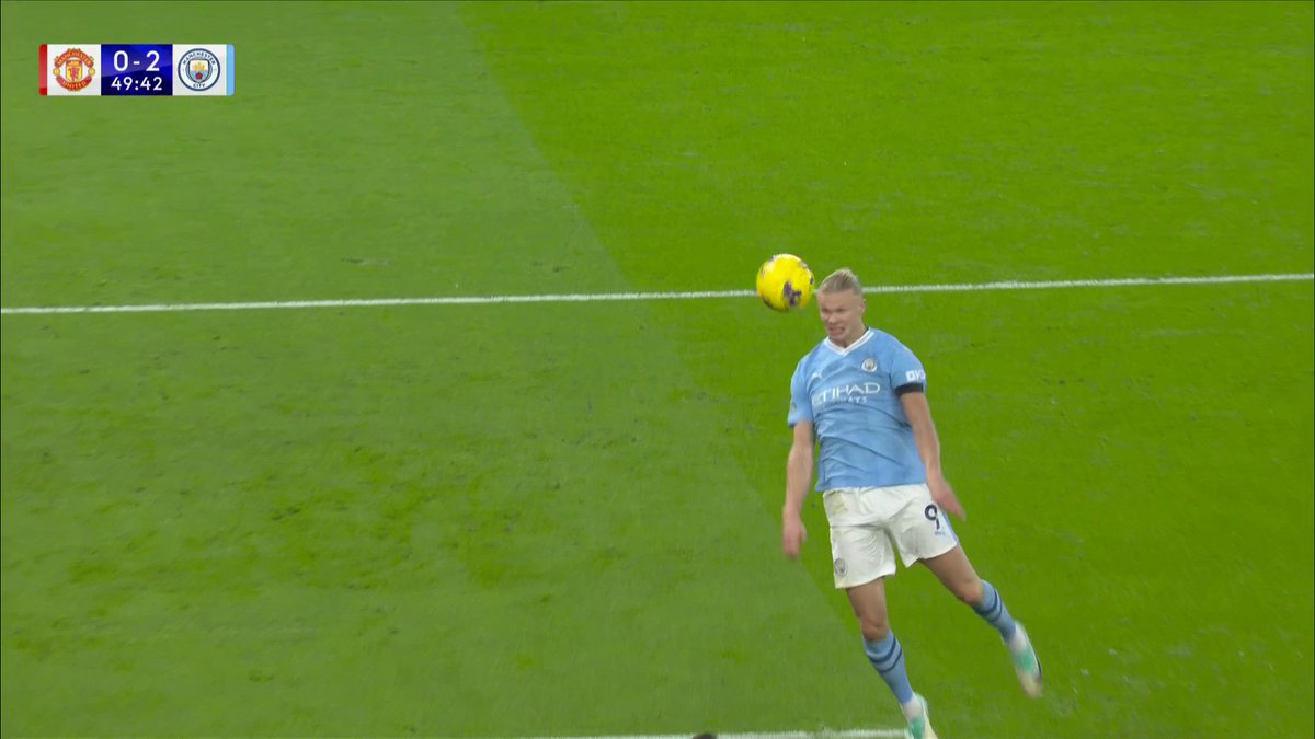 "Erling Haaland MASSIVE everywhere he goes" Man City take a 2-0 lead! 🔵