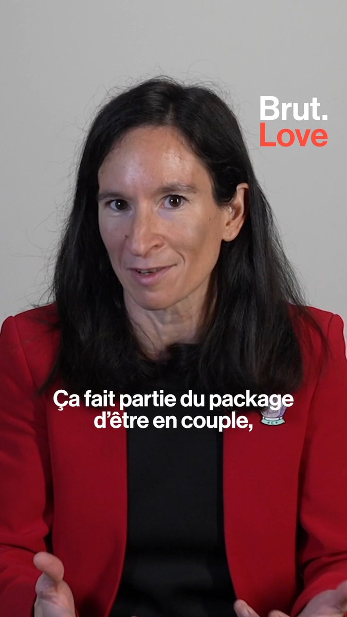 Le consentement est aussi souvent oubliรฉ au sein du couple. Charline Vermont, autrice de "Corps, amour, sexualitรฉ - Y'a pas d'รขge pour se poser des questions !" nous explique pourquoi et comment faire du consentement un jeu ร deux.