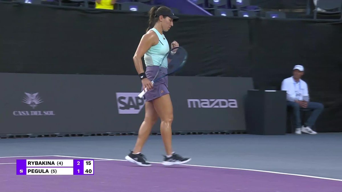 Picture perfect 😍 Jessie Pegula | #WTAFinals