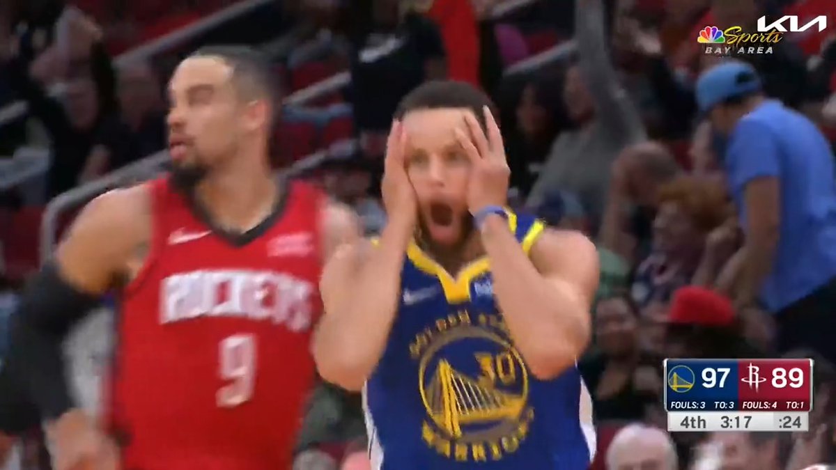 Four threes in the final frame. 30's inevitable. Kia America || Clutch Plays