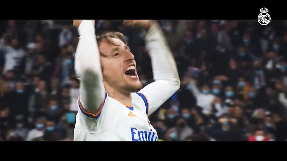 5️⃣0️⃣0️⃣ 💫 HISTORIA QUE TÚ HICISTE, HISTORIA POR HACER... 🎩 @LukaModric10 #RealFootball