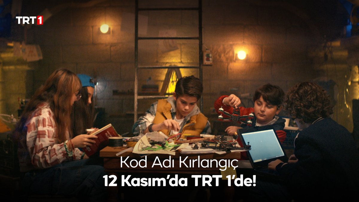 Heyecan ve macera dolu bir yolculuğa çıkmaya hazır mısınız? 🧭 Yeni dizi #KodAdıKırlangıç ilk bölümüyle 12 Kasım Pazar günü saat 17.45’te TRT 1’de! 📺 Kod Adı Kırlangıç