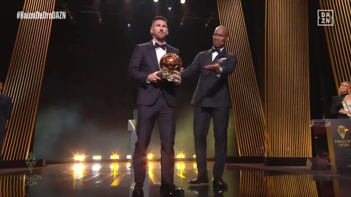 ⚽ 2009 ⚽ 2010 ⚽ 2011 ⚽ 2012 ⚽ 2015 ⚽ 2019 ⚽️ 2021 ⚽️ 2023 𝐋𝐈𝐎𝐍𝐄𝐋 𝐀𝐍𝐃𝐑𝐄́𝐒 𝐌𝐄𝐒𝐒𝐈 ya tiene su octavo Balón de Oro ✨🙌 #BallonDor #BalonDeOroDAZN