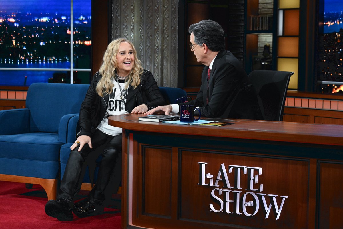 .Melissa Etheridge says staring in her new Broadway show is "like therapy every night." #Colbert