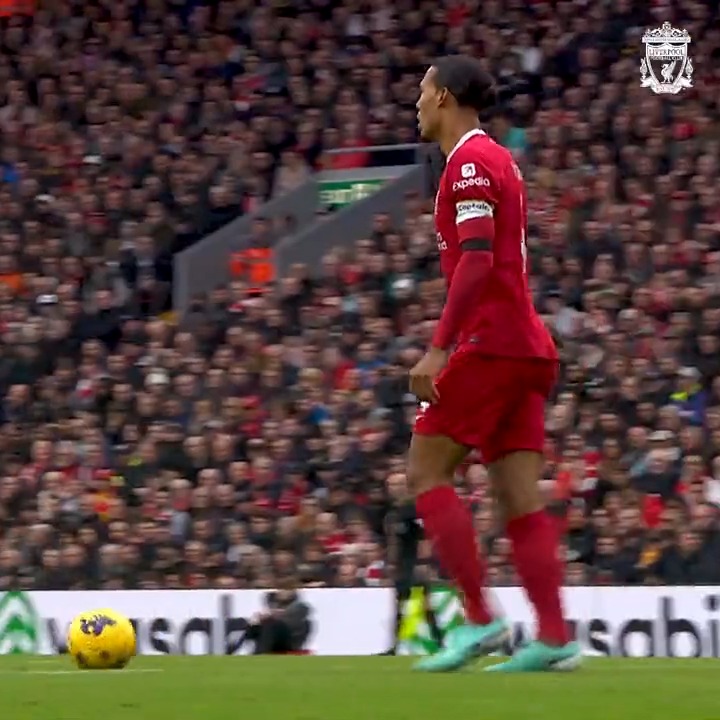 Big Virgil van Dijk 🆚 Nottingham Forest 👏