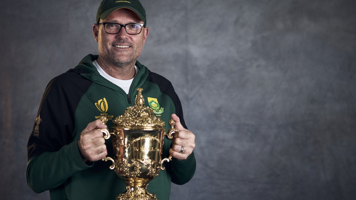"It looks like an inspired choice..." 🏆 Just what will Jacques Nienaber bring to Leinster when he arrives next month? Aside from two big World Cup medals... #RTERugby 🎧 Full podcast: