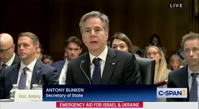 🚨🇵🇸 Protestors for DISRUPT Secretary of State Blinken over Israel's war on Gaza.