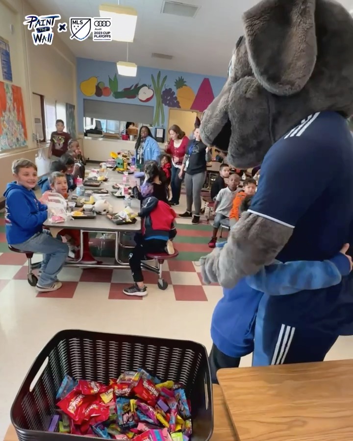 Happy Halloween from the artist Blue! 🐾 Today, #SportingKC visited Whitter and George Washington Carver Elementary Schools for a Halloween treat! No tricks from us, we're ready for Sunday @cmpark 🎟️