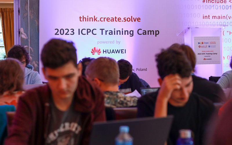 This year's ICPC Training Camp brought together 40 teams from 17 countries for intensive training and tech workshops to gear them up for the 46th Annual #ICPC World Finals in Egypt! But what are some qualities of a winning team? Watch the video to find out. #Huawei #WhoAreWe