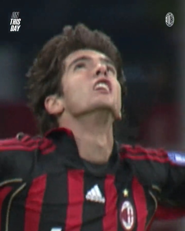 Bringing a European Kaká hatty to your timeline today 😍🎩 #SempreMilan #OnThisDay