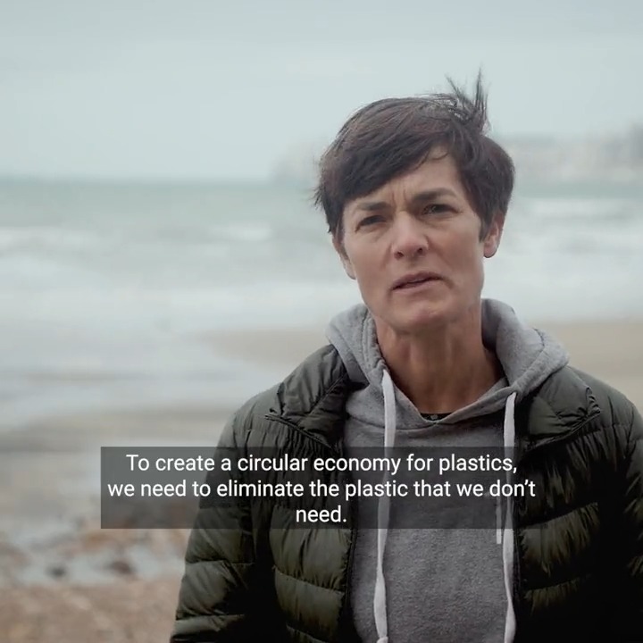 From solo sailor to environmental trailblazer, Ellen MacArthur's journey has been nothing short of inspiring. Her mission? #BeatPlasticPollution through the Ellen MacArthur Foundation. Meet Ellen MacArthur Foundation, 2023 #EarthChamps winner for “Inspiration and Action”.