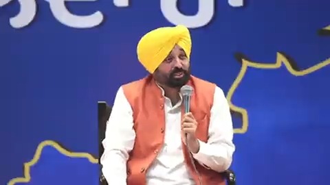 ਟੋਲ ਪਲਾਜ਼ੇ..ਸਭ ਤੋਂ ਵੱਧ ਟੋਲ ਪਲਾਜ਼ੇ ਵਿਰੋਧੀ ਧਿਰ ਦੇ ਲੀਡਰ ਬਾਜਵਾ ਸਾਬ੍ਹ ਦੇ ਕੈਪਟਨ ਸਰਕਾਰ ਸਮੇਂ ਮੰਤਰੀ ਹੁੰਦਿਆਂ ਬਣੇ ਨੇ..ਬਾਜਵਾ ਸਾਬ੍ਹ ਉਦੋਂ PWD ਦੇ ਮੰਤਰੀ ਸਨ..ਅਸੀਂ ਹੁਣ ਤੱਕ 14 ਬੰਦ ਕਰਵਾ ਦਿੱਤੇ ਨੇ..ਬਾਕੀ ਵੀ ਹਿੱਟ ਲਿਸਟ 'ਤੇ ਨੇ..ਇਹ ਪਹਿਲਾਂ ਵੀ ਬੰਦ ਹੋ ਸਕਦੇ ਸੀ ਪਰ ਨੀਅਤਾਂ 'ਚ ਖੋਟ ਸੀ..