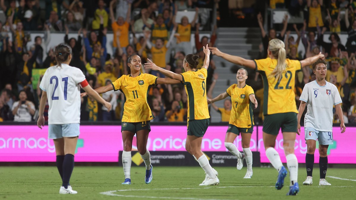 A goal worth waiting for 😉 Mary gives us the lead with a banger 🔥 #AUSvTPE #Matildas #WAtheDreamState
