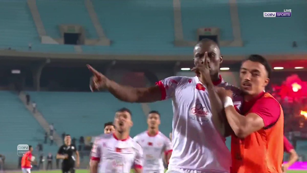 🚨 الوداد البيضاوي المغربي يبلغ نهائي الدوري الإفريقي بتجاوزه مستضيفه الترجي التونسي بركلات الترجيح. #الدوري_الإفريقي | #الترجي_الوداد #AFL