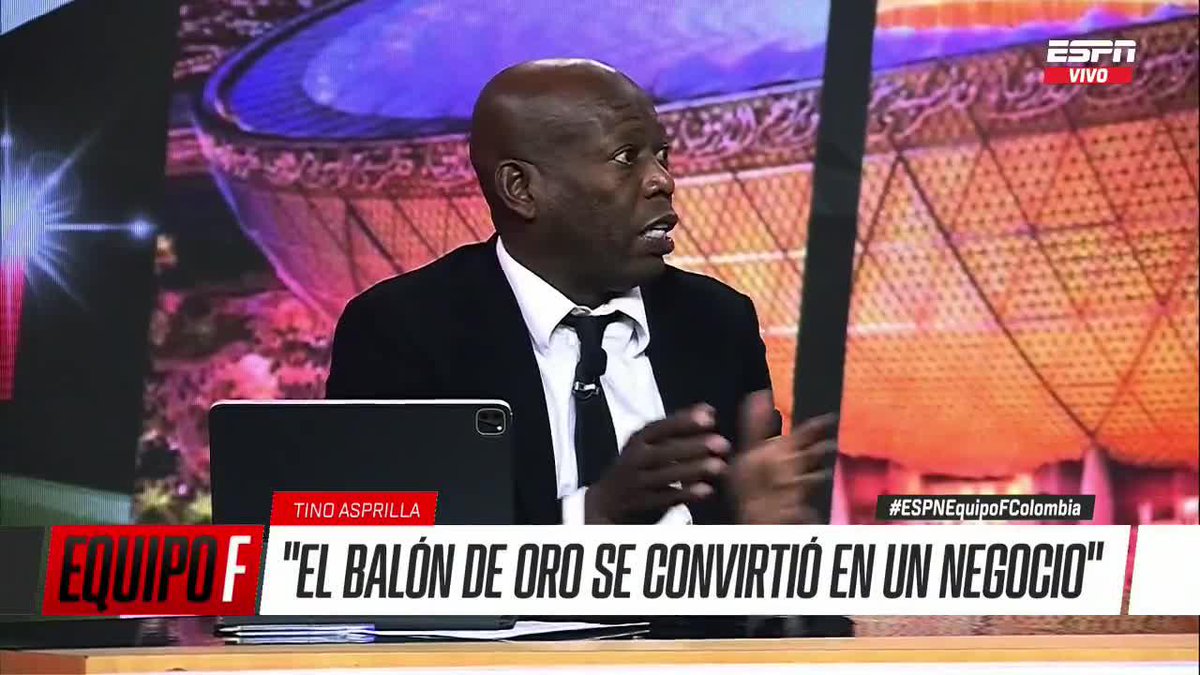 "EL BALÓN DE ORO SE VOLVIÓ COMERCIAL... CUANDO MESSI GANA LA COPA AMÉRICA, VALE LA COPA AMÉRICA..." contundente el Tino Asprilla analizando el octavo galardón para el argentino. ¿Qué te parece? 📺 #ESPNenStarPlus | #ESPNEequipoFColombia