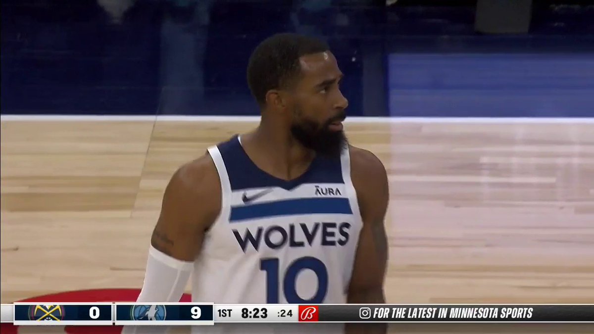 𝗖𝗢𝗠𝗜𝗡𝗚 𝗢𝗨𝗧 𝗛𝗢𝗧 🔥 The Wolves start the game with a 9-0 run! #RaisedByWolves