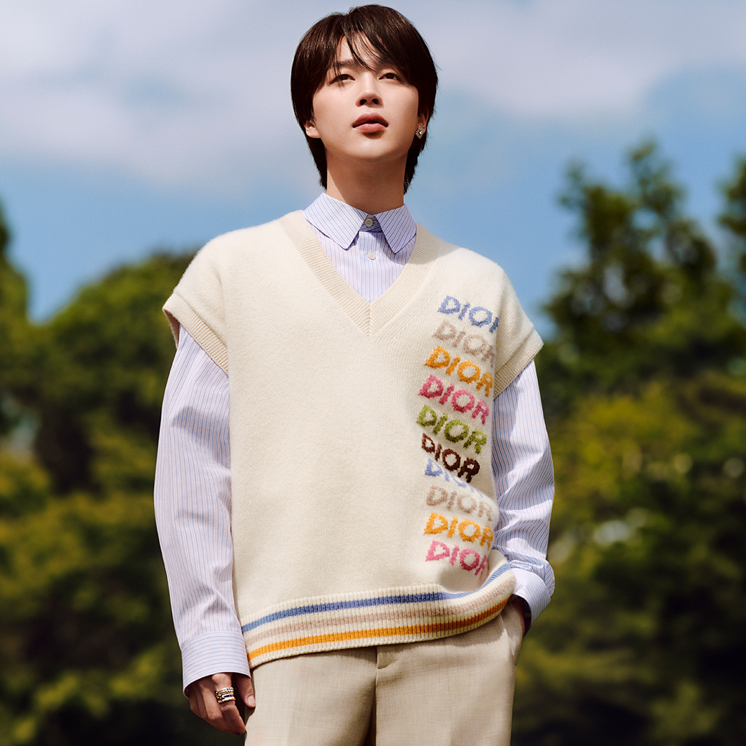 Graphic purity meets bucolic romanticism. Dior Global Ambassador Jimin from BTS embodies the insouciant mood of the new #DiorSpring24 by Kim Jones, a wardrobe in flux, at once radical and classical, that adapts to the wearer's sense of style. © Alasdair McLellan