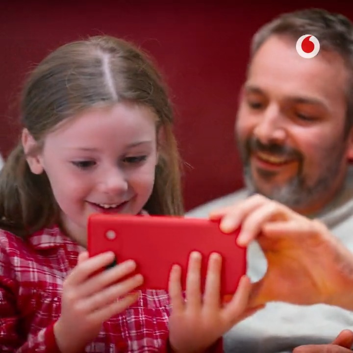 Our Christmas ad is here 🎄 Keep an eye out for how you can recreate magical moments like this for your family this festive season 🎅🏻 #FeelTheConnection