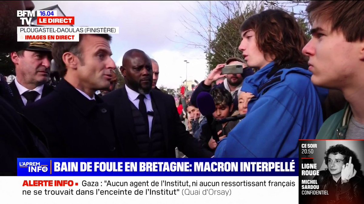 🇫🇷 FLASH | "Merci pour le futur que vous nous proposez avec votre inaction climatique, merci de prendre l’avion", a déclaré à jeune homme à Emmanuel #Macron dans le #Finistère