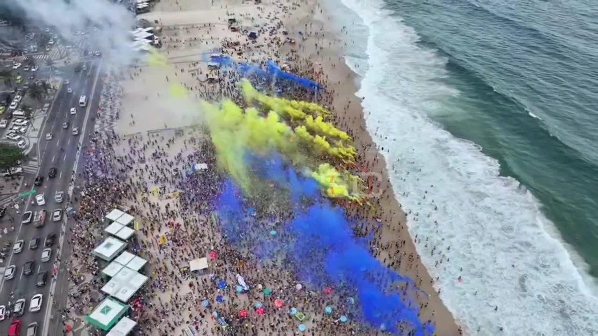 LOCURA TOTAL EN COPACABANA