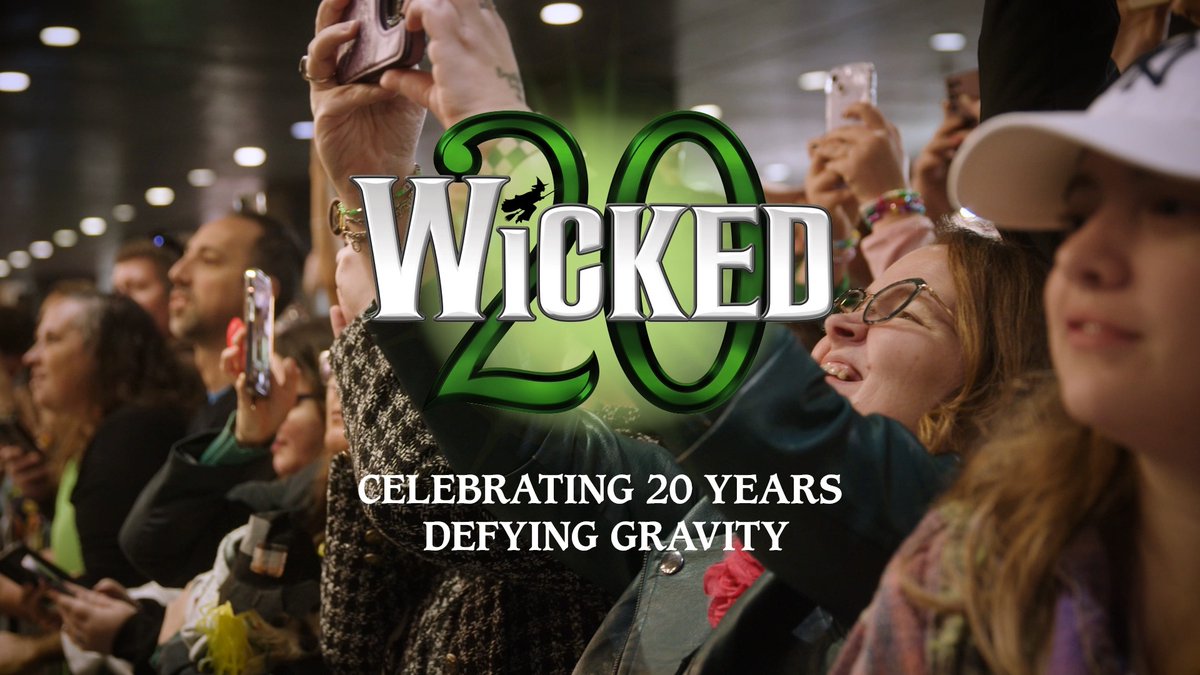 Like a handprint on our heart, we will never forget this night. 💚 #WICKED20