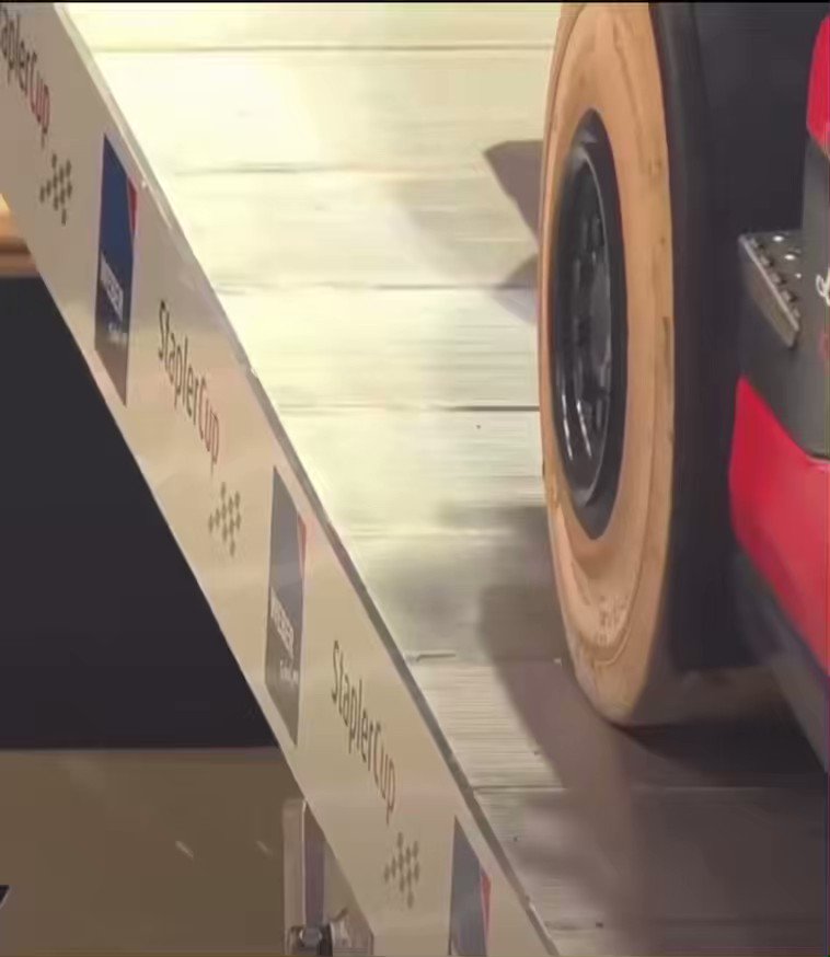 Just discovered the German Forklift Championship. Every single part of this video is amazing: the course challenge, the competition buzzer and the overly-enthusiastic announcers.