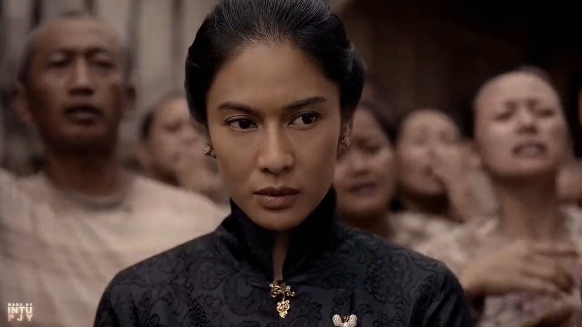 face shots of dian sastro as dasiyah in gadis kretek (2023), dir. kamila andini &amp; ifa isfansyah