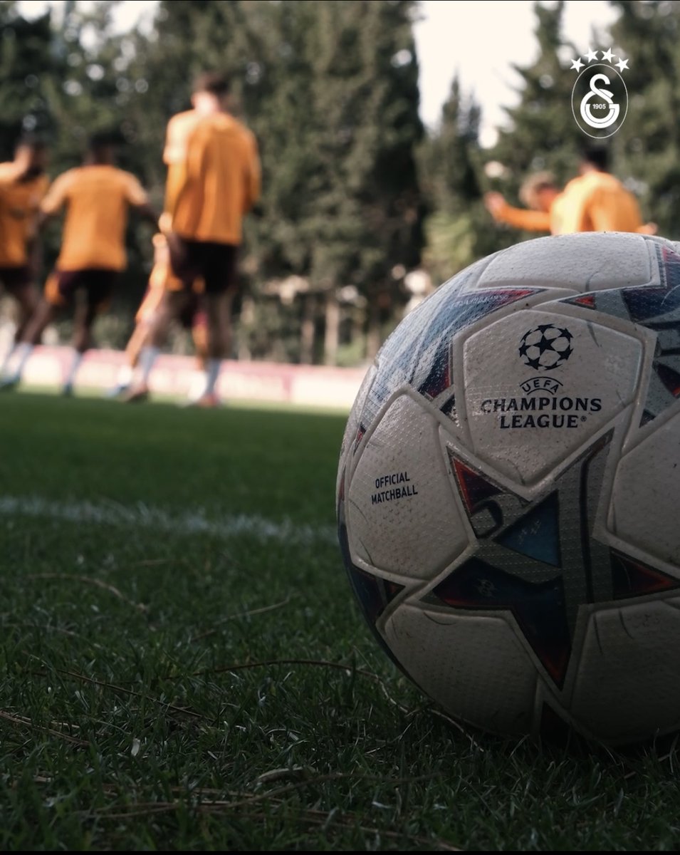 ⚽️ 𝐂𝐡𝐚𝐦𝐩𝐢𝐨𝐧𝐬 𝐋𝐞𝐚𝐠𝐮𝐞 𝐦𝐨𝐝𝐞 𝐎𝐍! ⭐️ 🔜 #FCBvGS #UCL