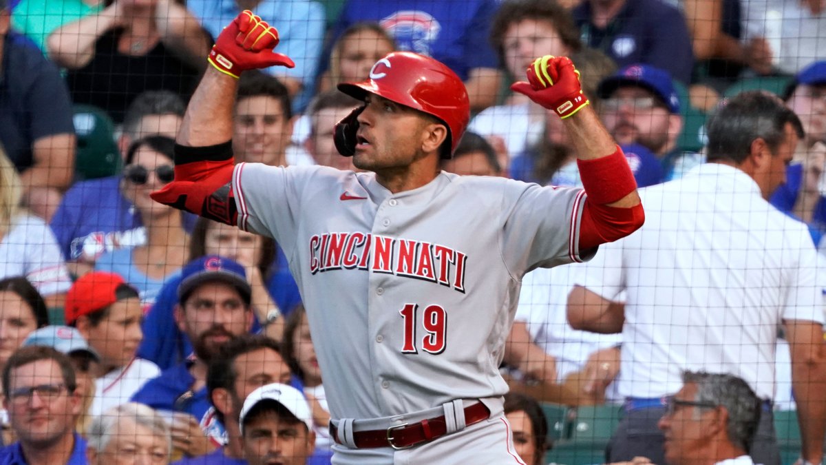 Joey Votto Forever. 🐐 #VottoStillBangs