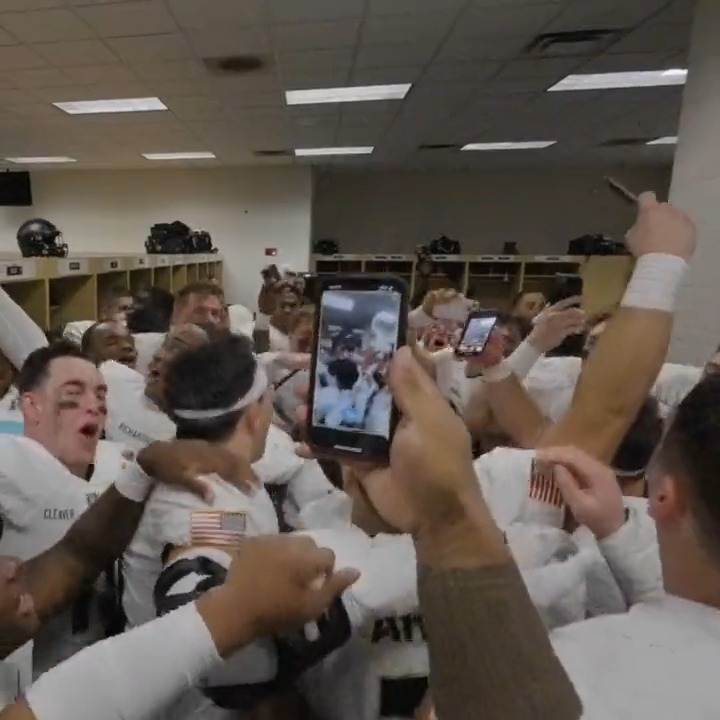 🔊🔊🔊 OUR VICTORY SONG!