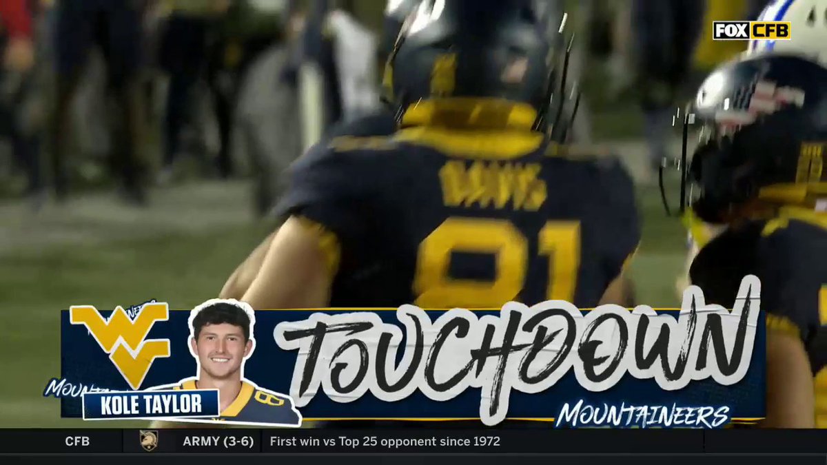 TOUCHDOWN Kole Taylor!! #HailWV