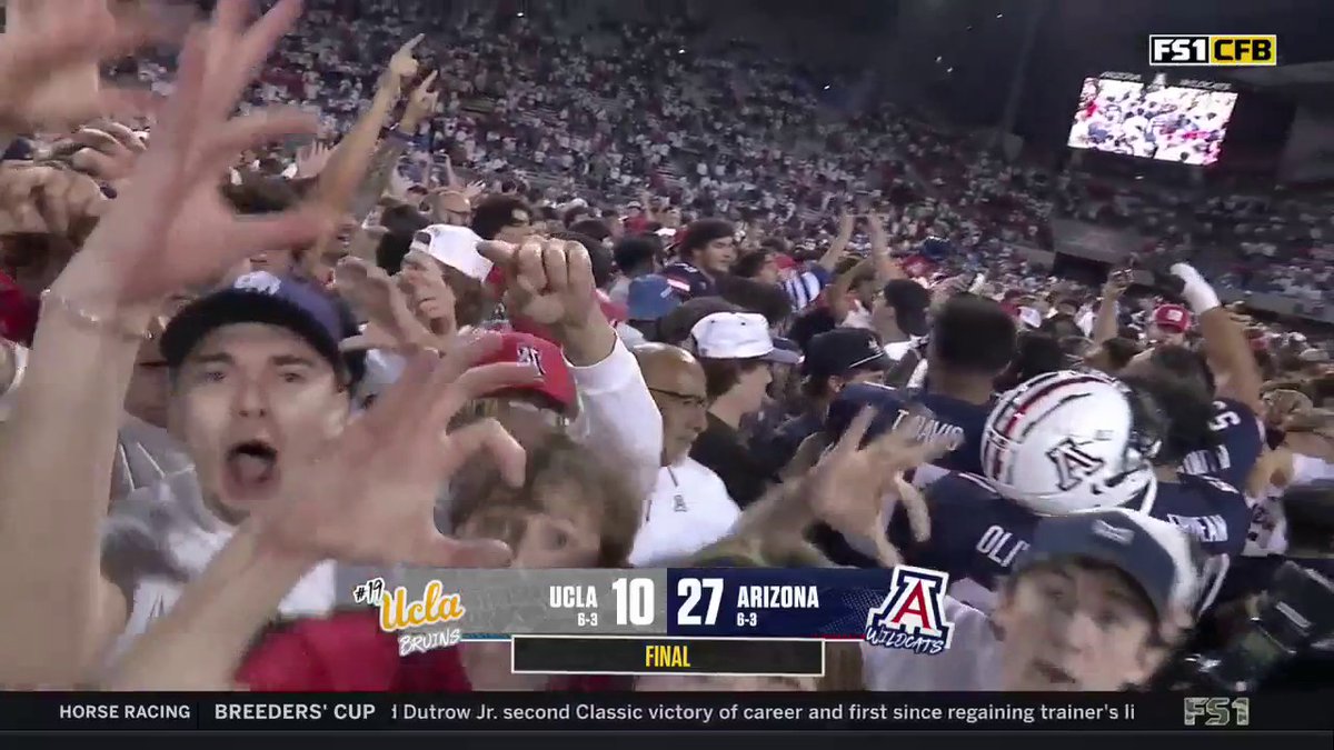 THE FIELD IS PACKED IN TUCSON 🙌 @ArizonaFball