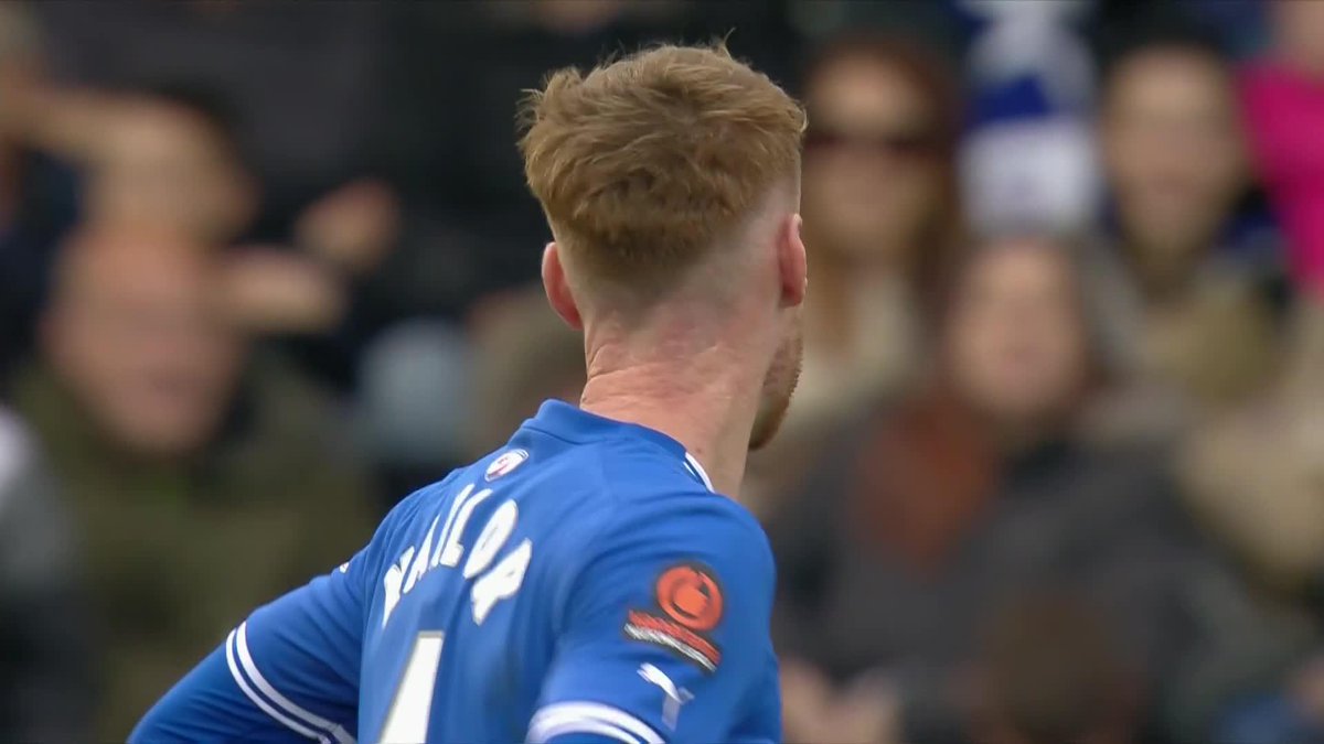 The delivery 🎯 Tom Naylor bags against his former club for Chesterfield FC #EmiratesFACup