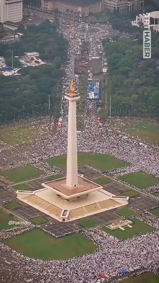 ABD, Endonezya, Avustralya, Fransa... Dünyanın dört bir yanında yüz binlerce kişi Filistin'e destek için gösteri düzenledi.
