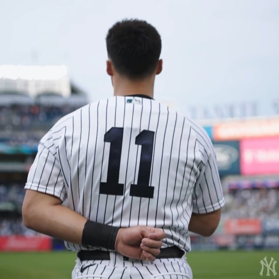 The first Yankees Rookie to win a Gold Glove 👏 Anthony Volpe 🔥