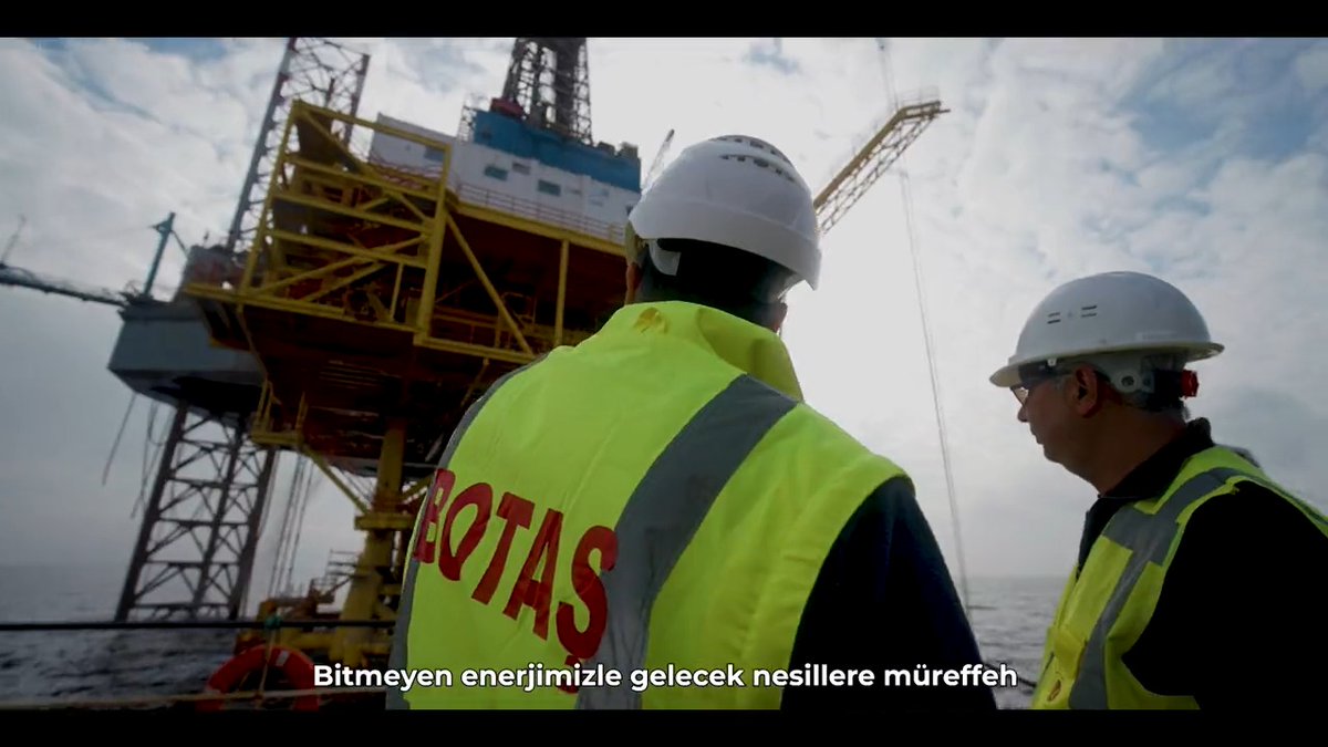Karadeniz’in derinliklerinden Gabar’ın zirvesine, yerli kaynaklarımızı ülkemize kazandırmak için durmadan yorulmadan koşan değerli yol arkadaşlarım, Enerji Çalışanları Haftamız kutlu olsun.