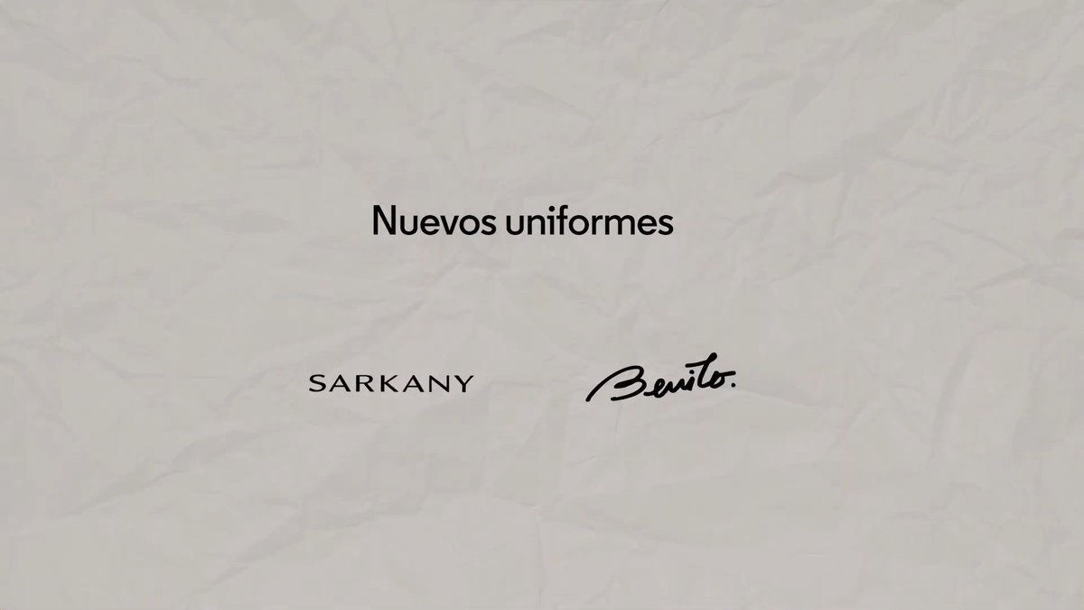 "Aerolíneas Argentinas": Por comentarios sobre la presentación de sus nuevos uniformes