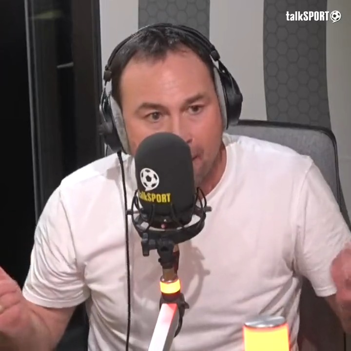 “There’s a bit of an arrogance!” 😡😳 “He’s playing a 4-3-2 & a 4-3-1?!” It was naive. He gave the opportunity to #CFC to get in..” 🇦🇺 Jason Cundy slams Ange Postecoglou for persisting with the high line when down to 9.