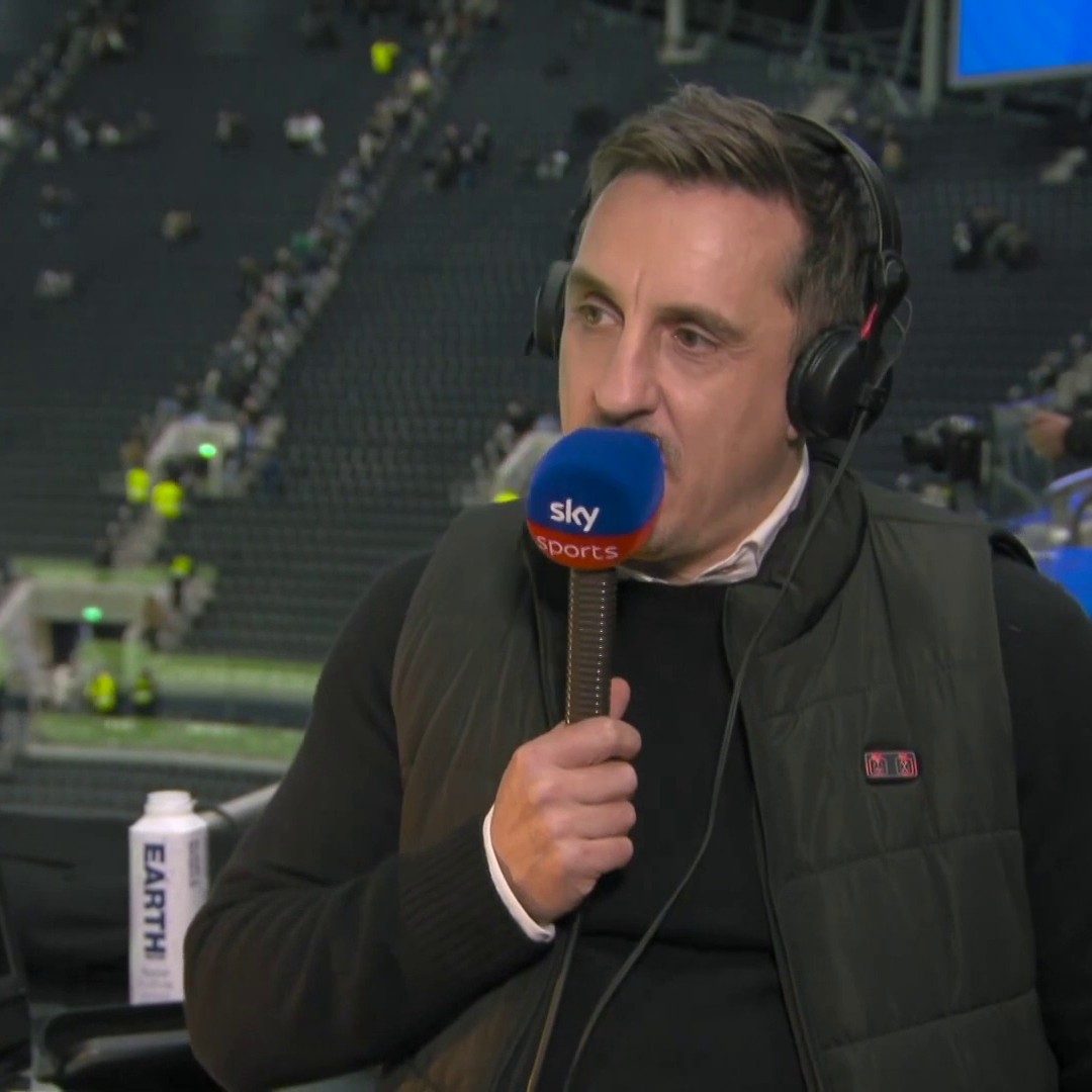 "Honestly, it's pathetic! The Premier League need to get a grip" Gary Neville on Arsenal releasing a statement after the Newcastle game 📃