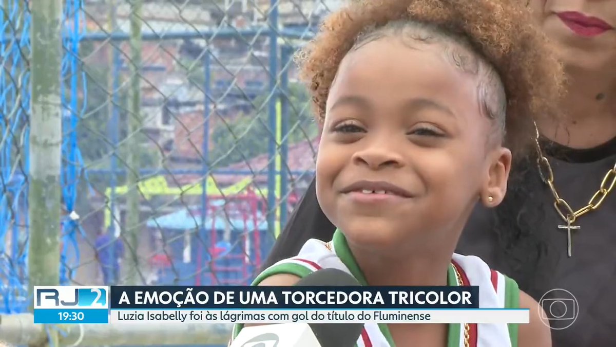 A emoção de Luzia Isabelly, de apenas 7 anos, foi um dos grandes momentos do título do Fluminense na Libertadores. Lembrar da final ainda mexe com a pequena torcedora, que se declara ao Tricolor: "É tudo na minha vida" 🥰