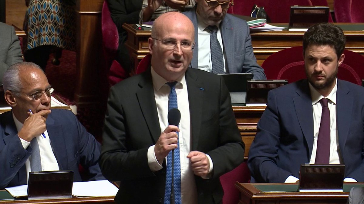 "Aucune donnée ne montre le moindre lien, le moindre effet d’appel d’air, le moindre effet d’attractivité de l’Aide médicale d’Etat sur le phénomène migratoire. Personne ne monte dans un canot pneumatique au péril de sa vie parce qu’il y a l’#AME en France" Bernard Jomier