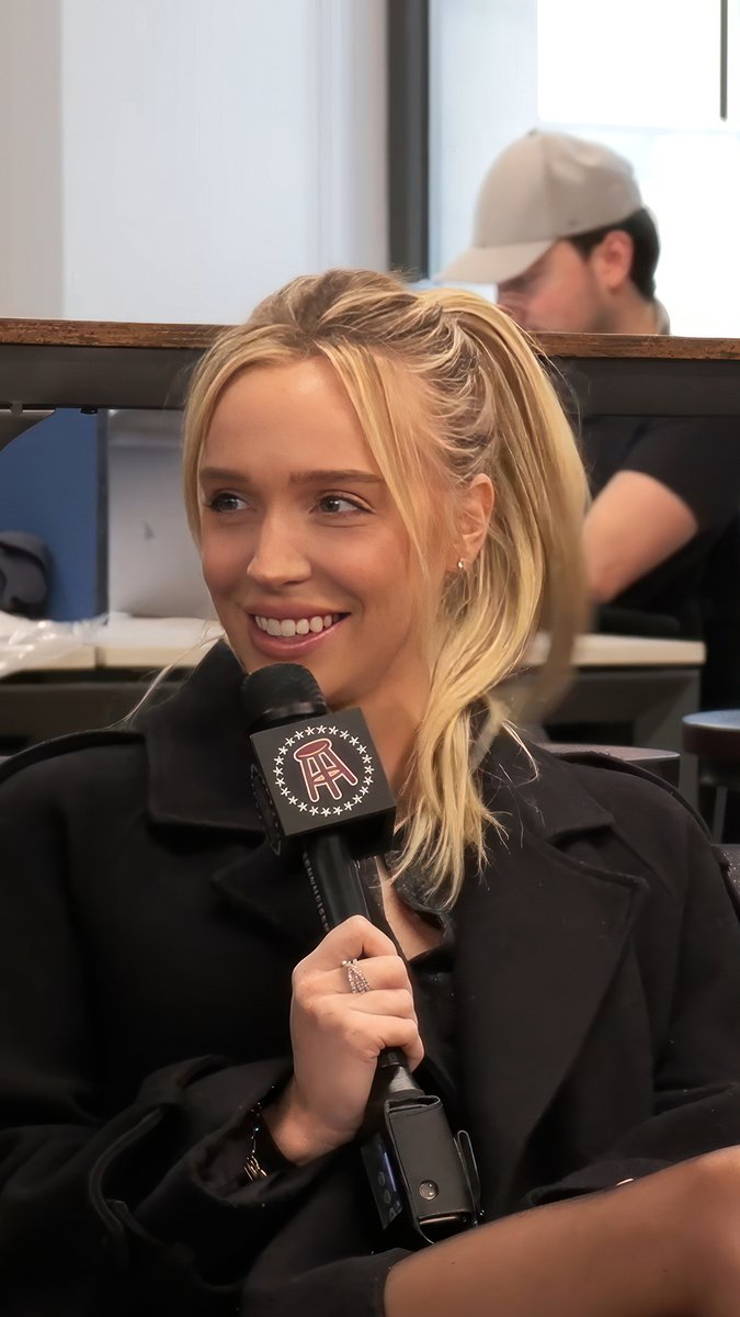 Since the inevitable Call Her Daddy breakup, Alexandra Cooper hasn't heard a word from Sofia Stacker2