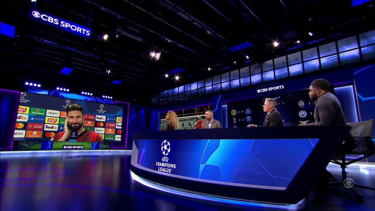 Quand la team de CBS Sports essaye de prononcer correctement le nom d’Olivier GiRrrroud (à la française), ça donne ça. 👇🤣 Jamie Carragher n’y arrivera jamais. 😂