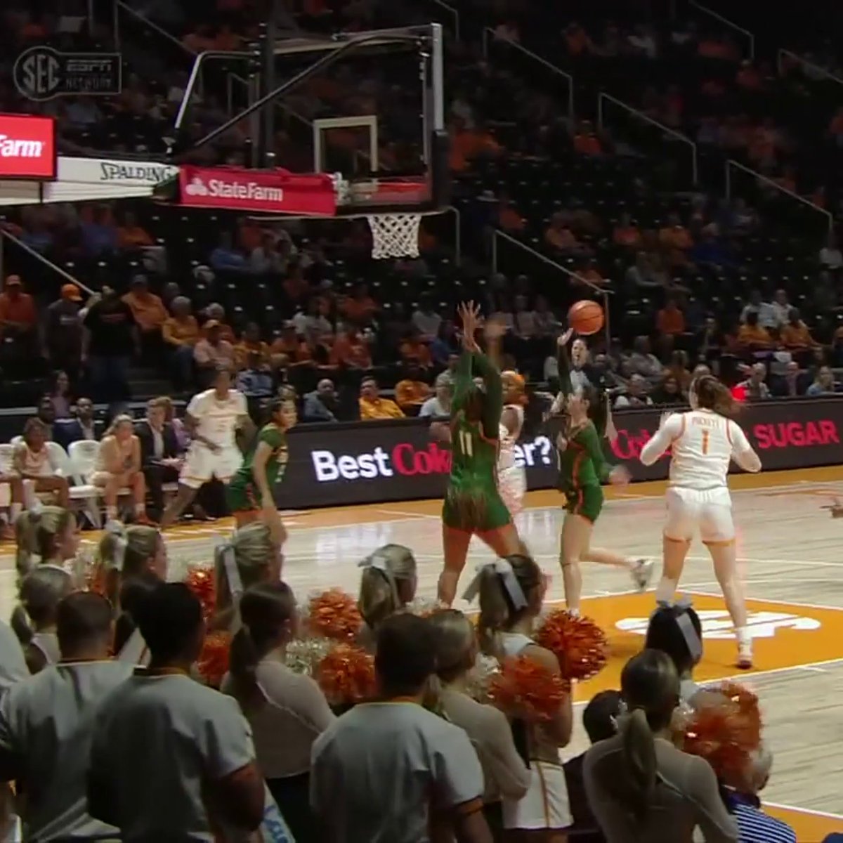 Destinee Wells was too smooth with this 👀 Lady Vols Basketball