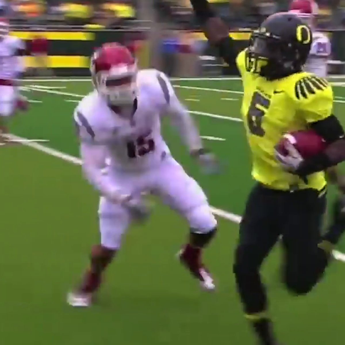 DeAnthony Thomas was a cheat code at Oregon 🦆