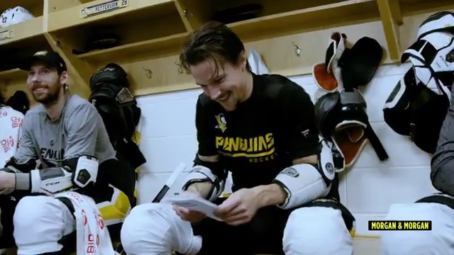 Erik Karlsson is fired up, he's speaking Swedish, and he's letting his distinctive laugh rip 😂